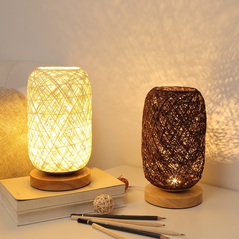 Avtoit | Table lamp made of rattan wood