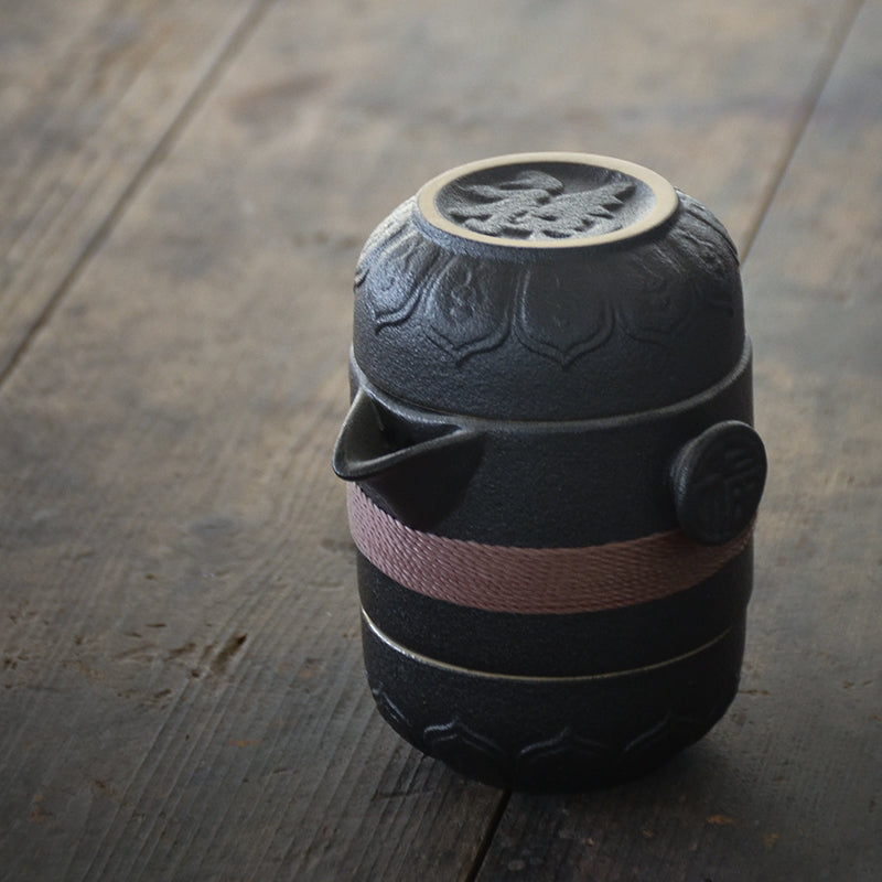 Avtoit | Elegant Ceramic Vintage Travel Teapot