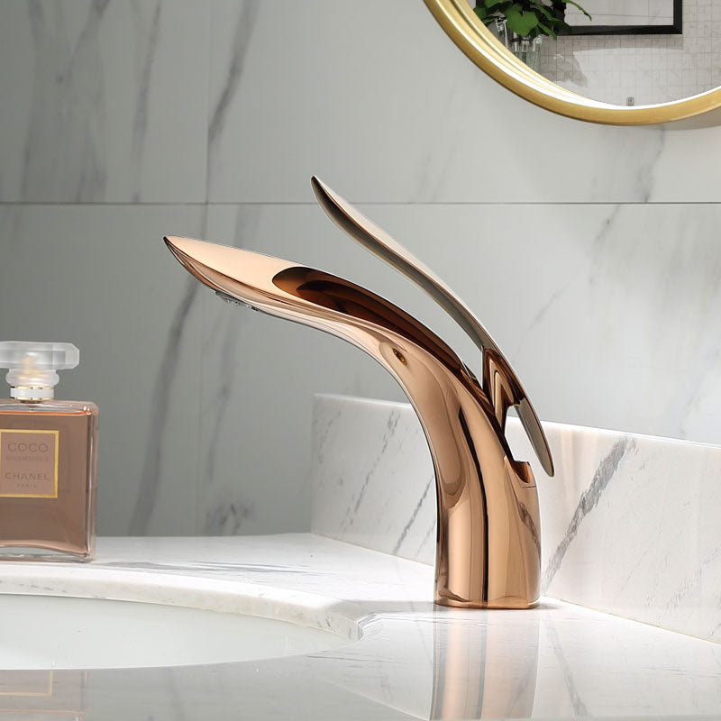 Avtoit | Luxurious modern bathroom faucet