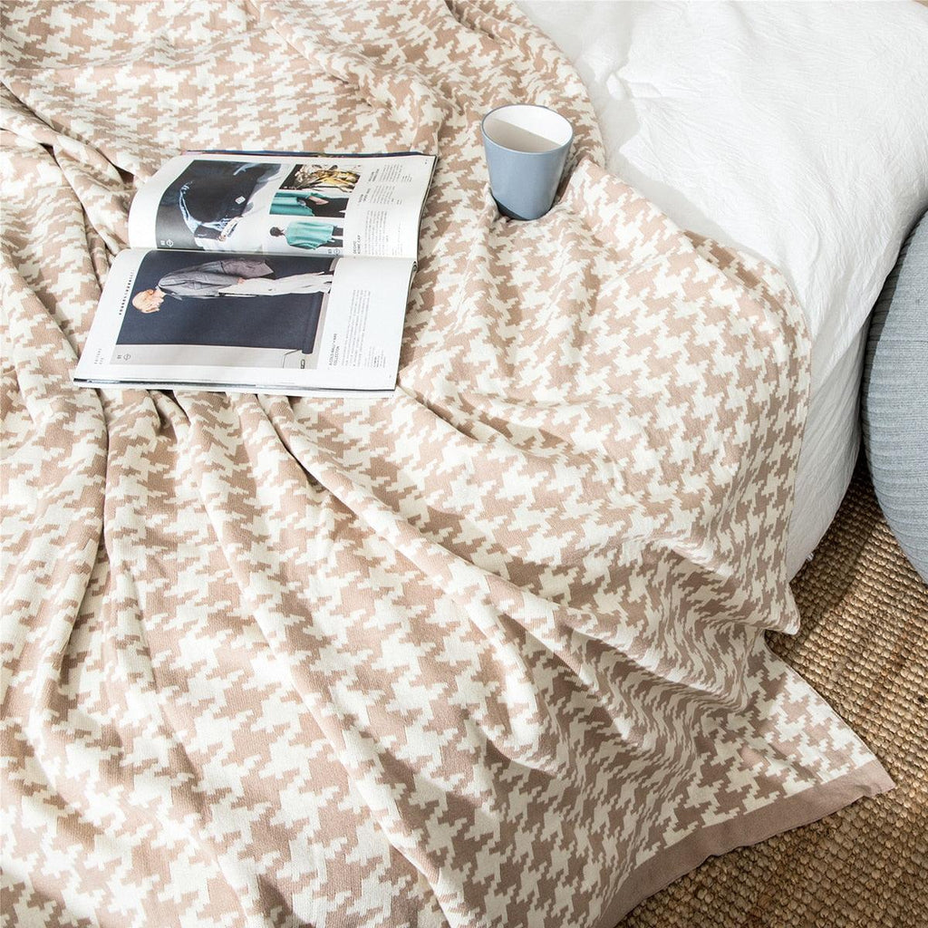 Avtoit | PlaidLuxe Houndstooth Throw Blanket | Checked Design | Soft & Cozy | Various Sizes