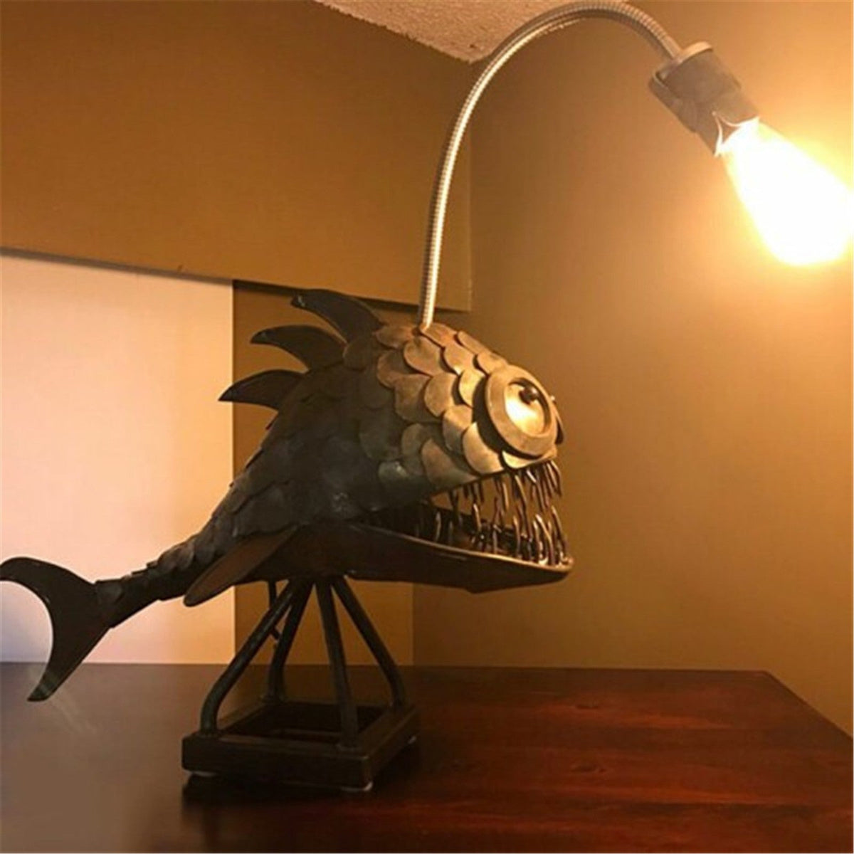 Avtoit | Creative Iron Angler Fish Desk Lamp