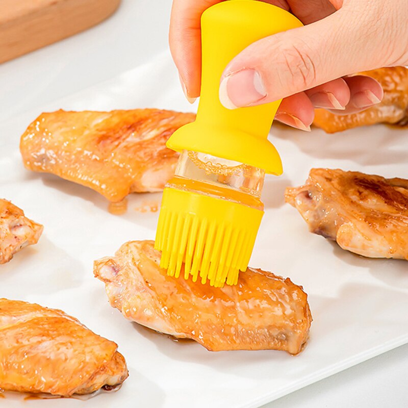 Avtoit | 2in1 Easy Oil Dispenser Brush Bottle