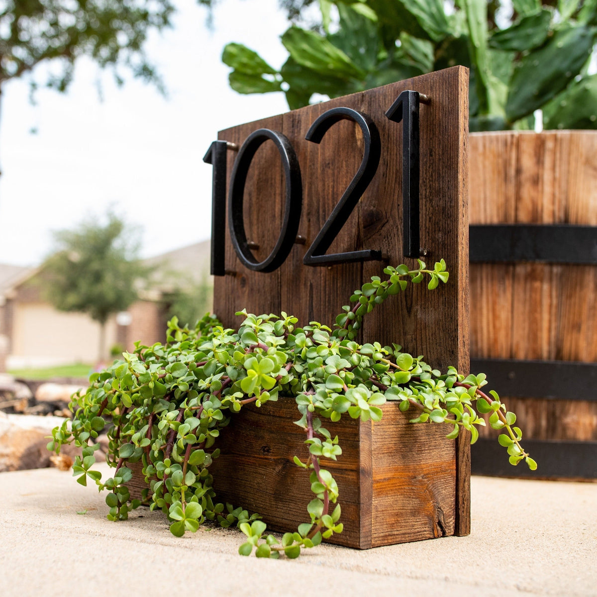 Avtoit | Hannah Black House Numbers