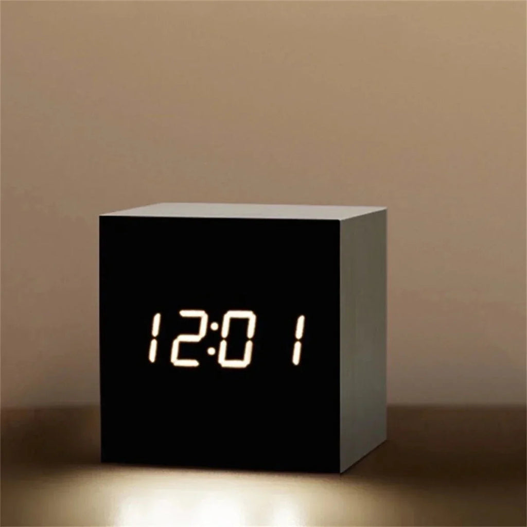 Avtoit | Digital LED Clock in Retro Style