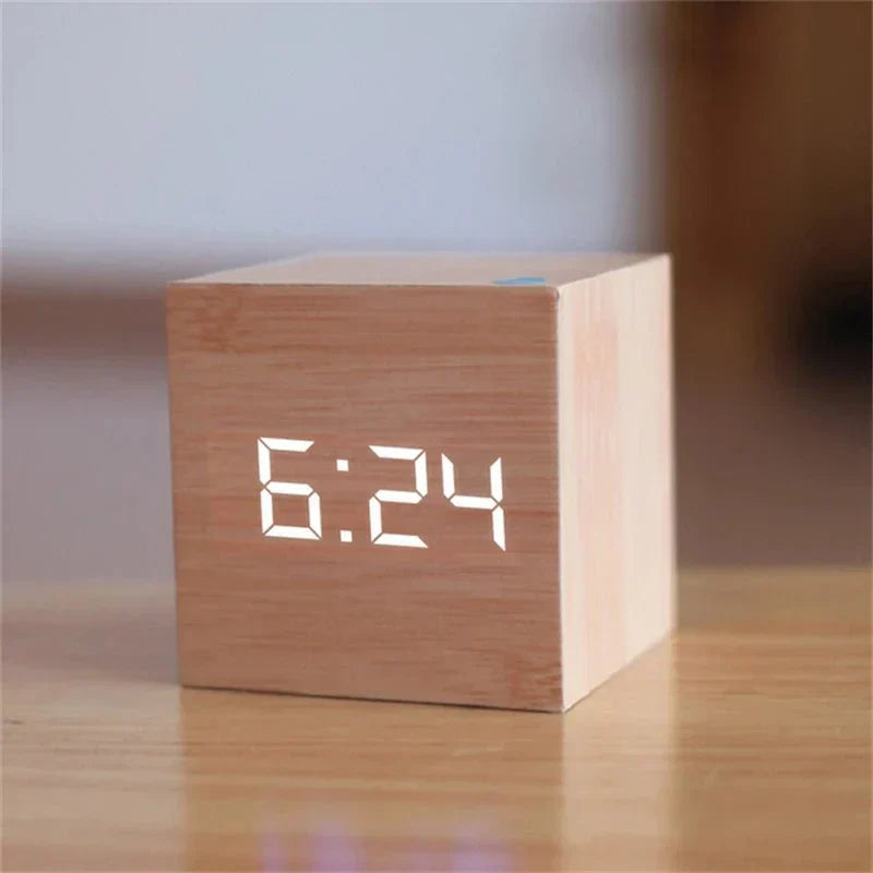 Avtoit | Digital LED Clock in Retro Style