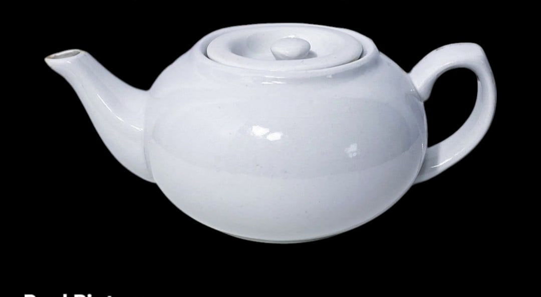 Avtoit | Porcelain Teapot with Lid