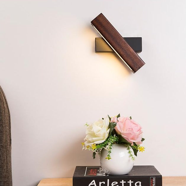 Avtoit | Rotatable Wood LED Wall Lamp - Jasper