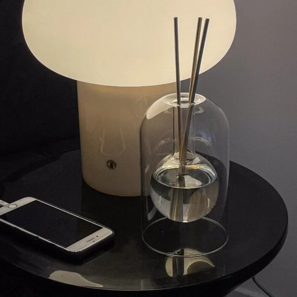 Avtoit | AromaLuxe – Elegant scent diffuser with minimalist design for a calming atmosphere