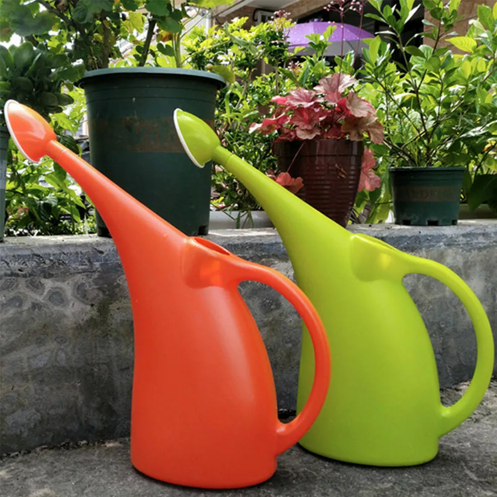 Avtoit | Practical watering can for the garden – Ergonomic design and easy handling
