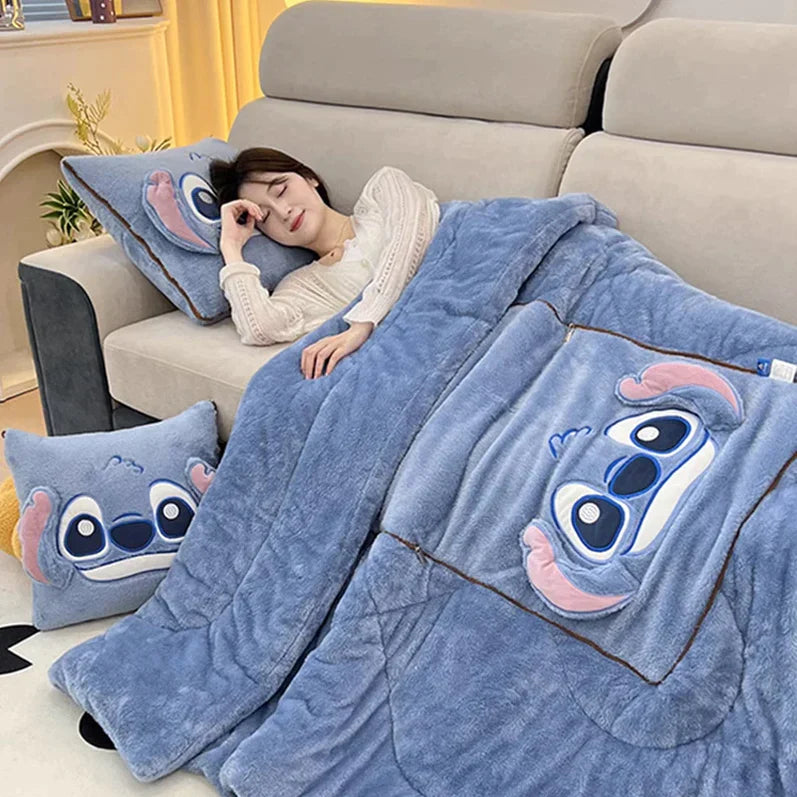 Avtoit | Luxury blanket and cushion set for ultimate comfort