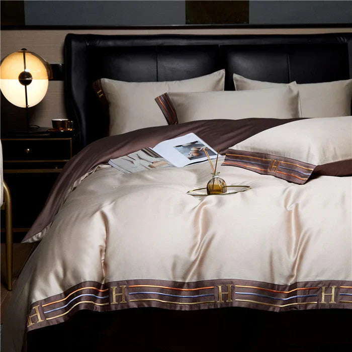 Avtoit | Satin Cotton Embroidered Bedding Set - Luxora