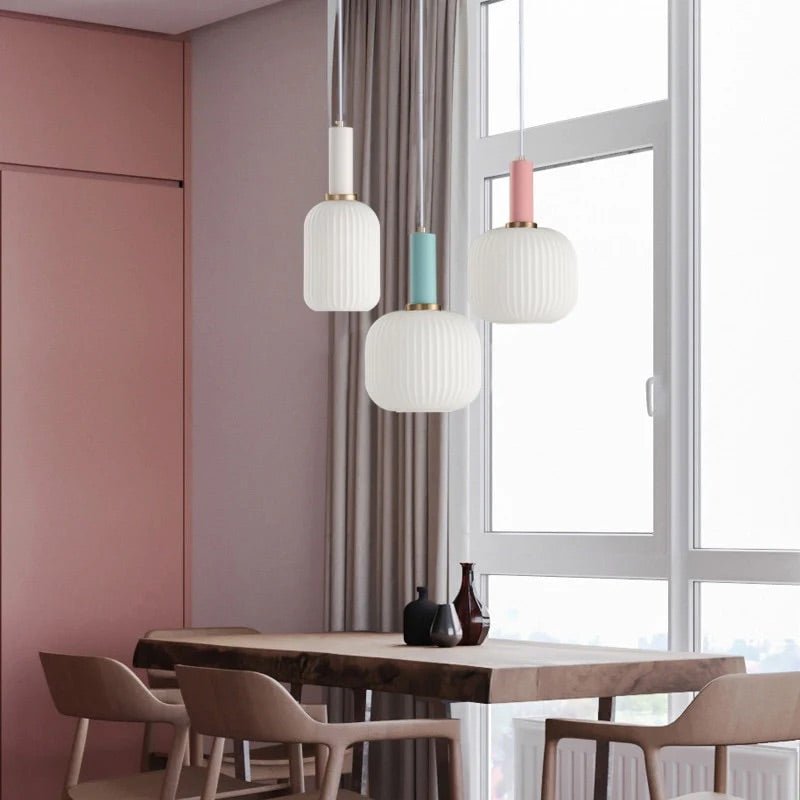 Avtoit | LuxePrism – Sleek Glass Pendant Light with a Touch of Luxury
