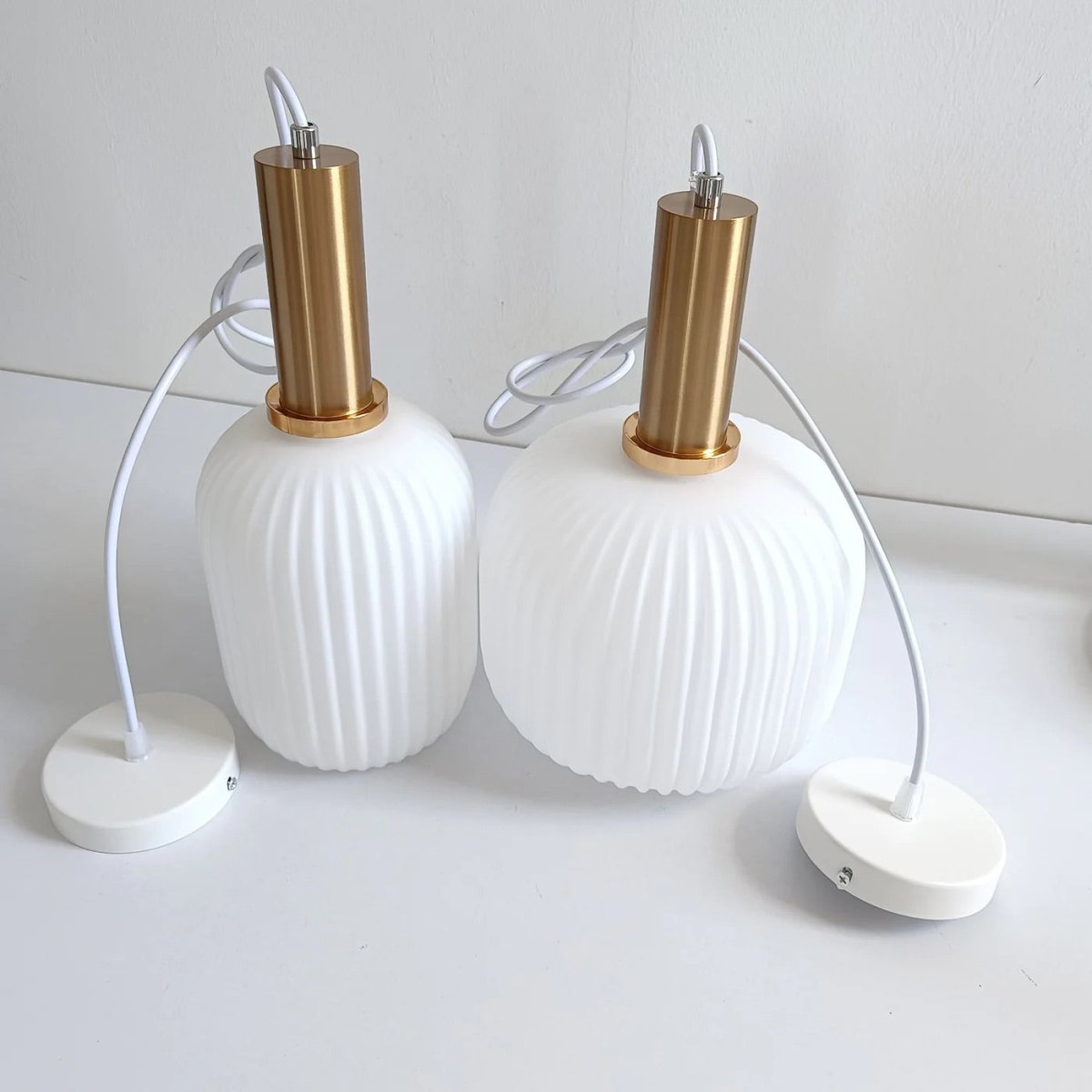 Avtoit | LuxePrism – Sleek Glass Pendant Light with a Touch of Luxury