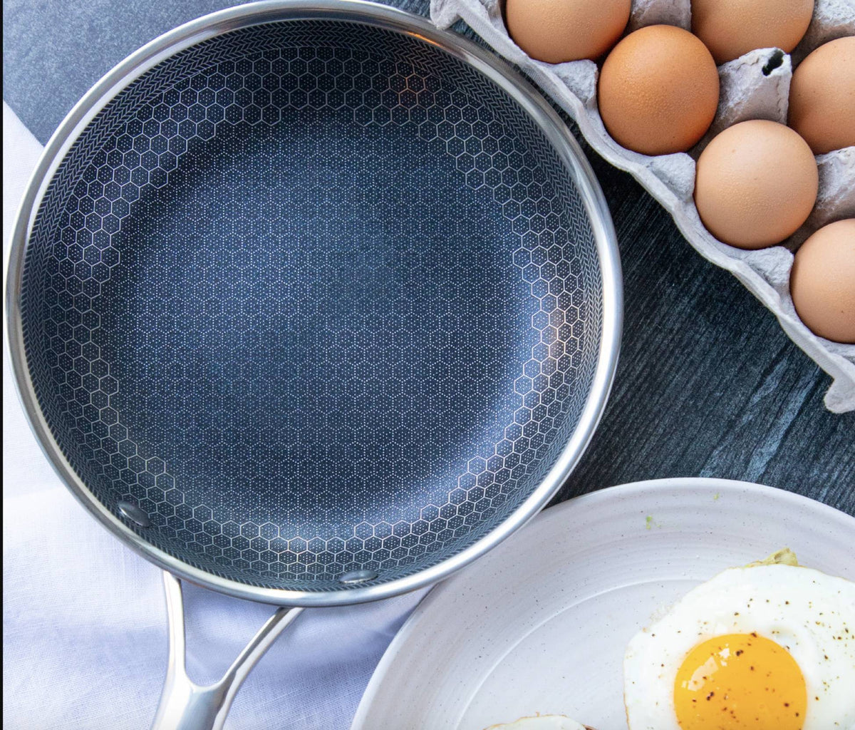 Avtoit | Scratch-resistant Stainless Steel Frying Pan with Non-stick Coating - ProCook Elite