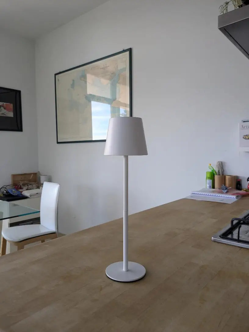 Avtoit | LED Table Lamp – Wireless, Touch Control & Dimmable Light
