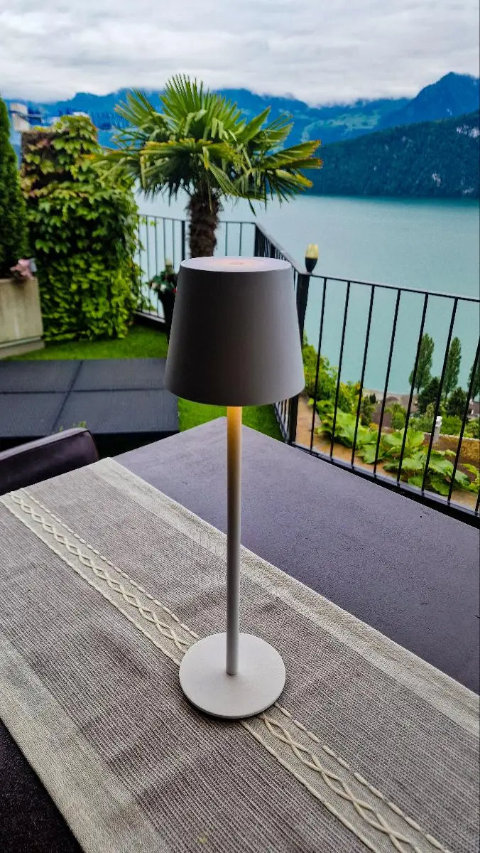 Avtoit | LED Table Lamp – Wireless, Touch Control & Dimmable Light