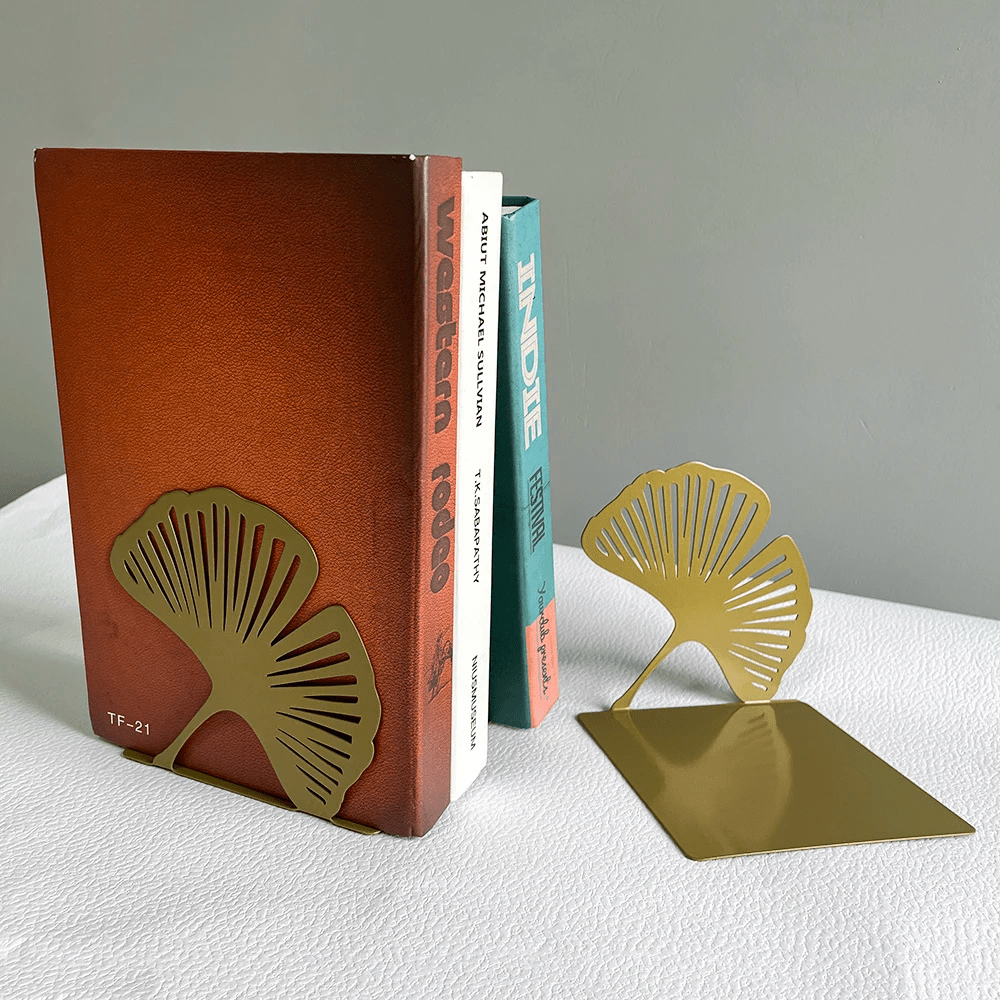 Avtoit | Bookend made of metal | Design