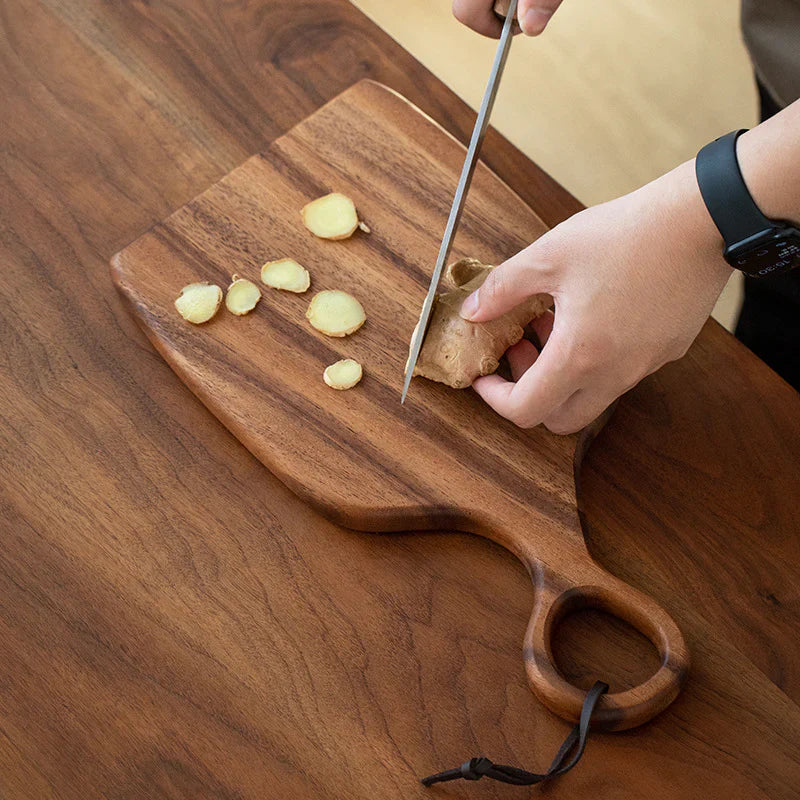 Avtoit | NutriCraft – Luxurious walnut cutting board with double-sided functionality for kitchen and presentation