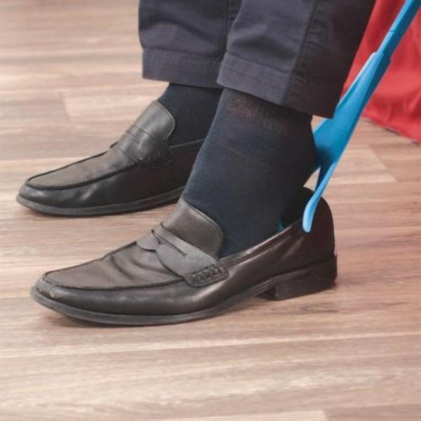 Avtoit | EasySock - Now put on compression stockings & socks easily