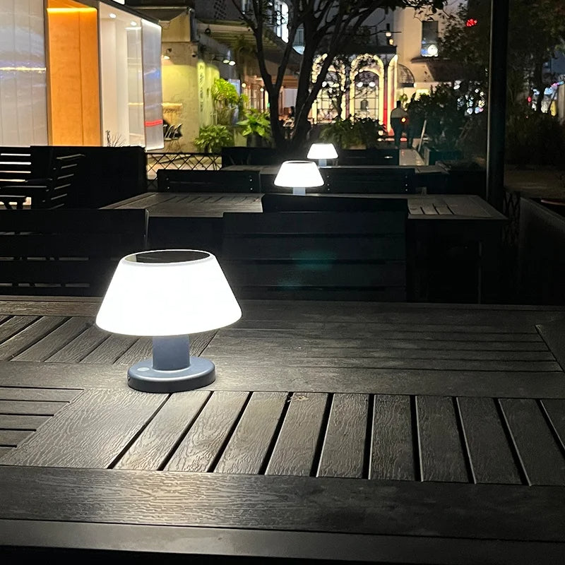 Avtoit | Solar-Powered Table Lamp - Solara