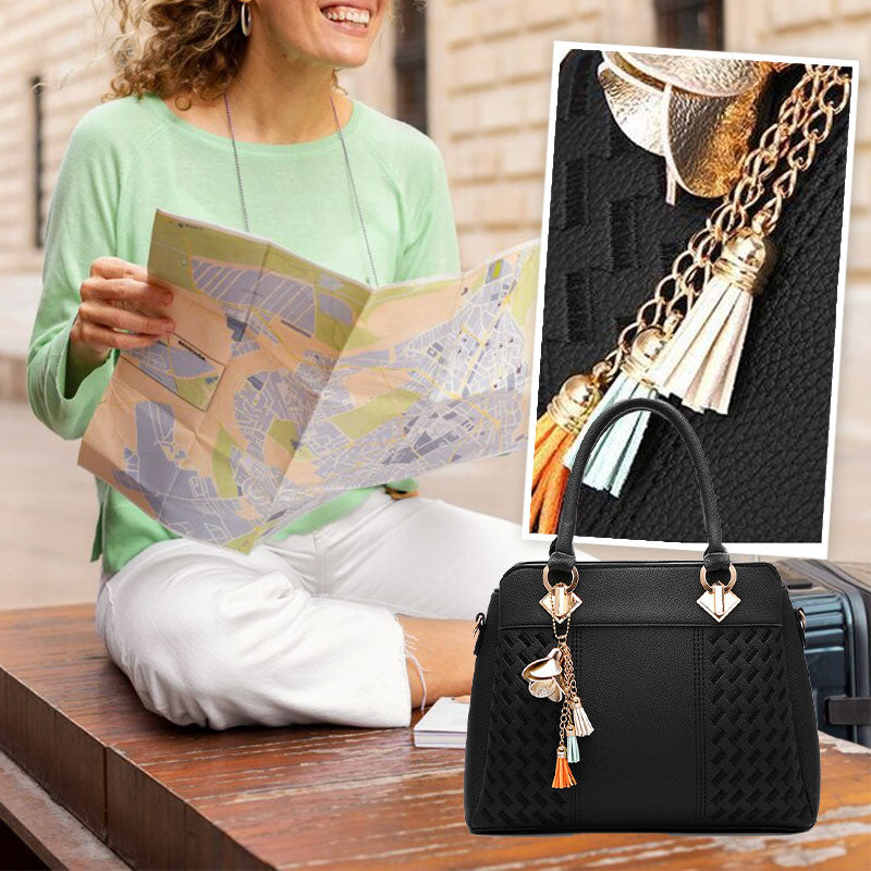 Avtoit | Elegant women's bag with tassel pendant
