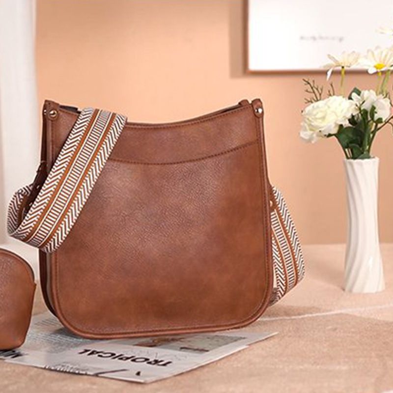 Avtoit | Versatile leather crossbody bag for women