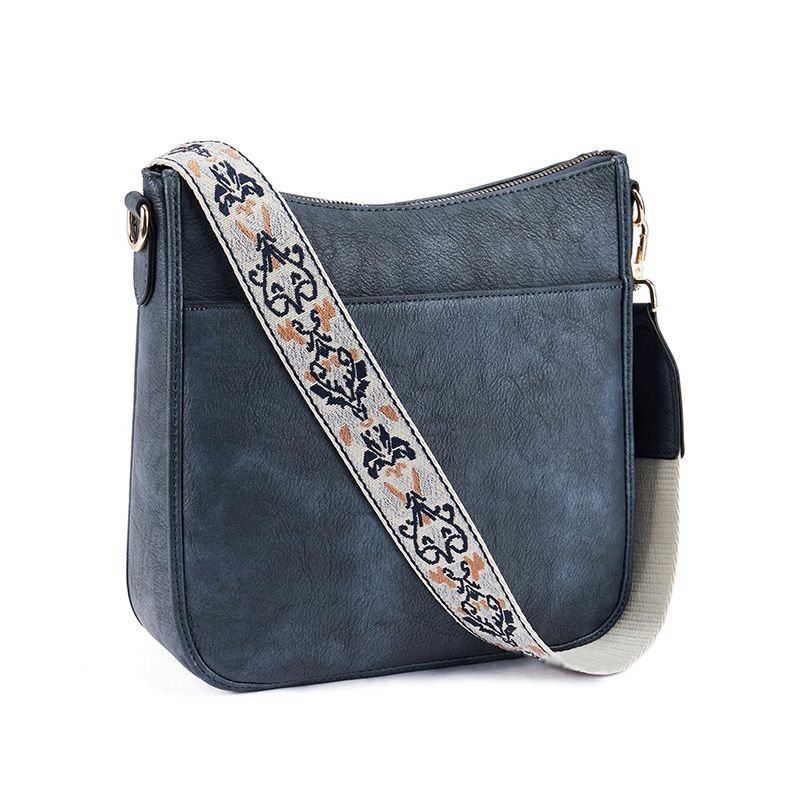 Avtoit | Versatile leather crossbody bag for women