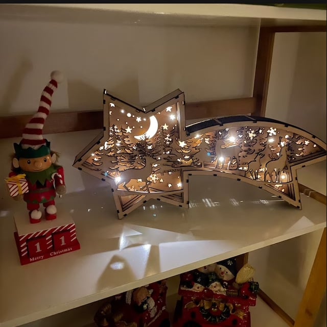 Avtoit | LED Christmas decorations in wood Nativity Scene Star-shaped desk lamp