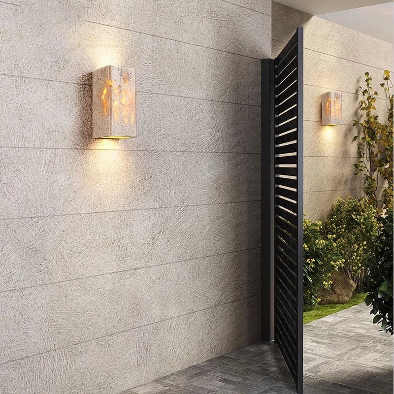 Avtoit | Wall lamp made of travertine for a warm and elegant atmosphere