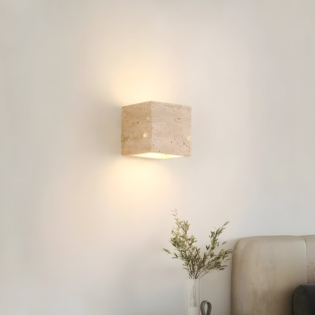 Avtoit | Wall lamp made of travertine for a warm and elegant atmosphere