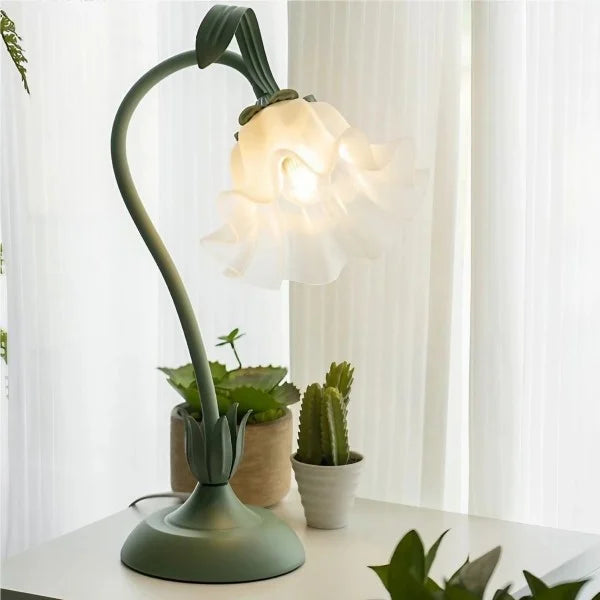 Avtoit | BloomBeam - Adjustable Retro Table Lamp