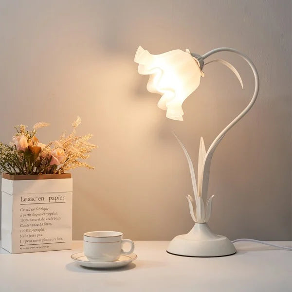 Avtoit | BloomBeam - Adjustable Retro Table Lamp
