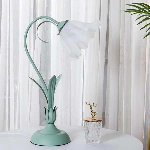 Avtoit | BloomBeam - Adjustable Retro Table Lamp
