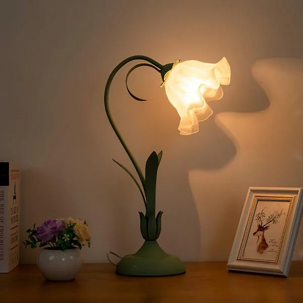 Avtoit | BloomBeam - Adjustable Retro Table Lamp
