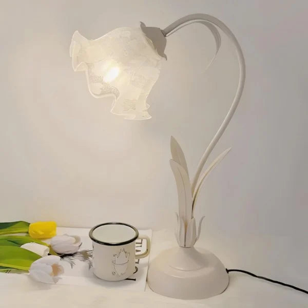 Avtoit | BloomBeam - Adjustable Retro Table Lamp