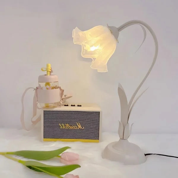 Avtoit | BloomBeam - Adjustable Retro Table Lamp