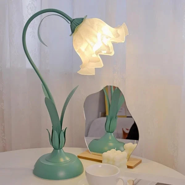 Avtoit | BloomBeam - Adjustable Retro Table Lamp