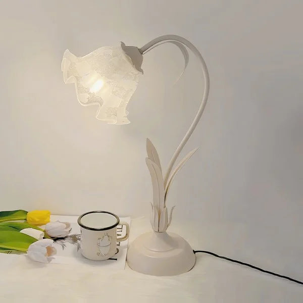 Avtoit | BloomBeam - Adjustable Retro Table Lamp