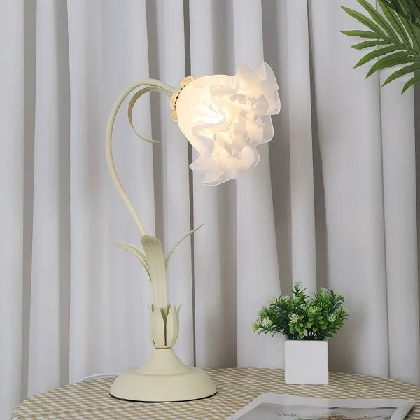 Avtoit | BloomBeam - Adjustable Retro Table Lamp