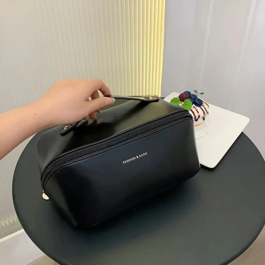 Avtoit | Waterproof Cosmetic Bag - BeautyGuard