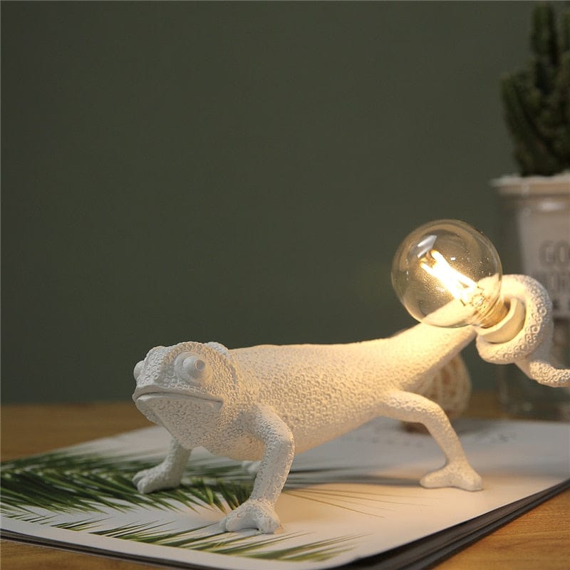 Avtoit | Chameleon Table Lamp
