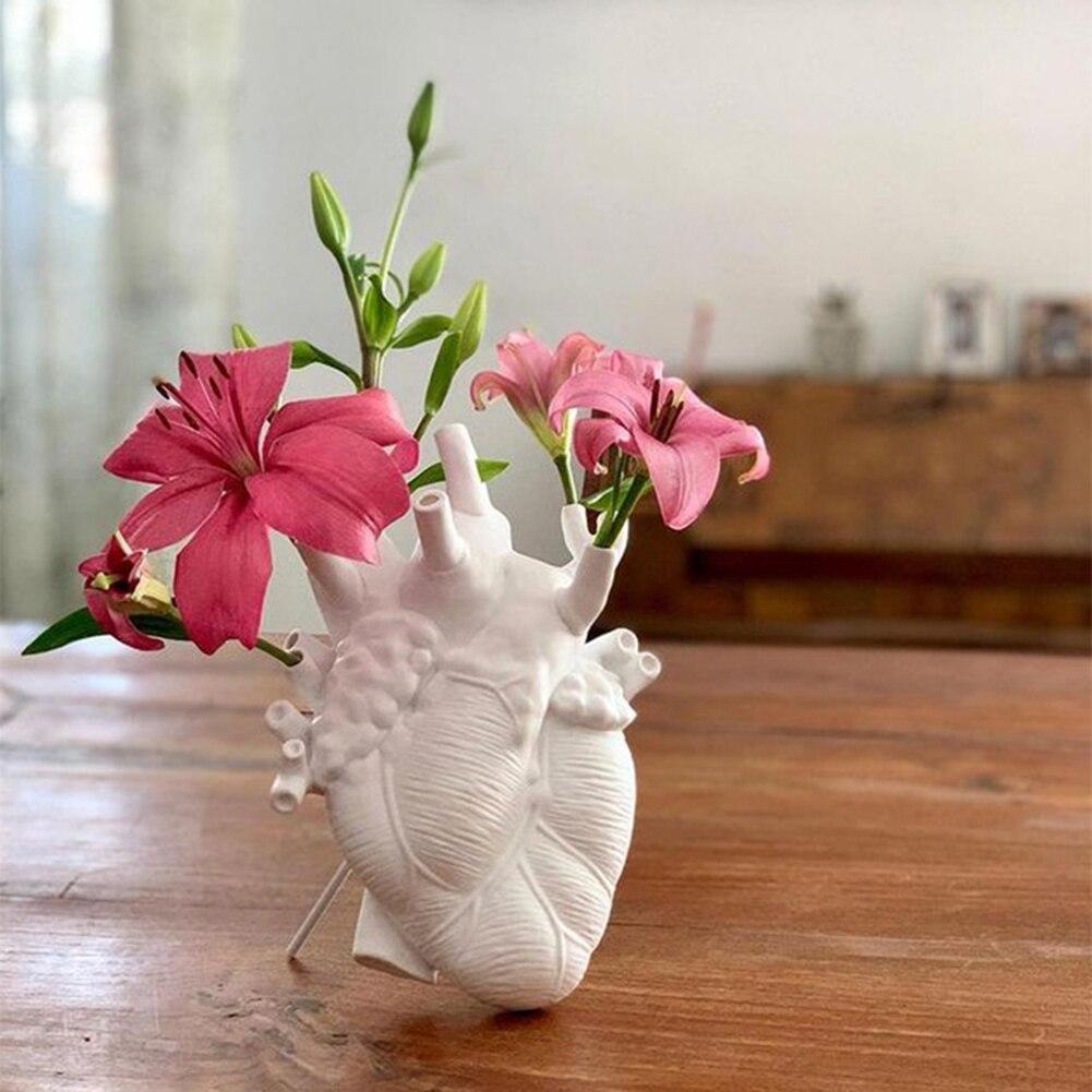 Avtoit | Heart Flower Vase