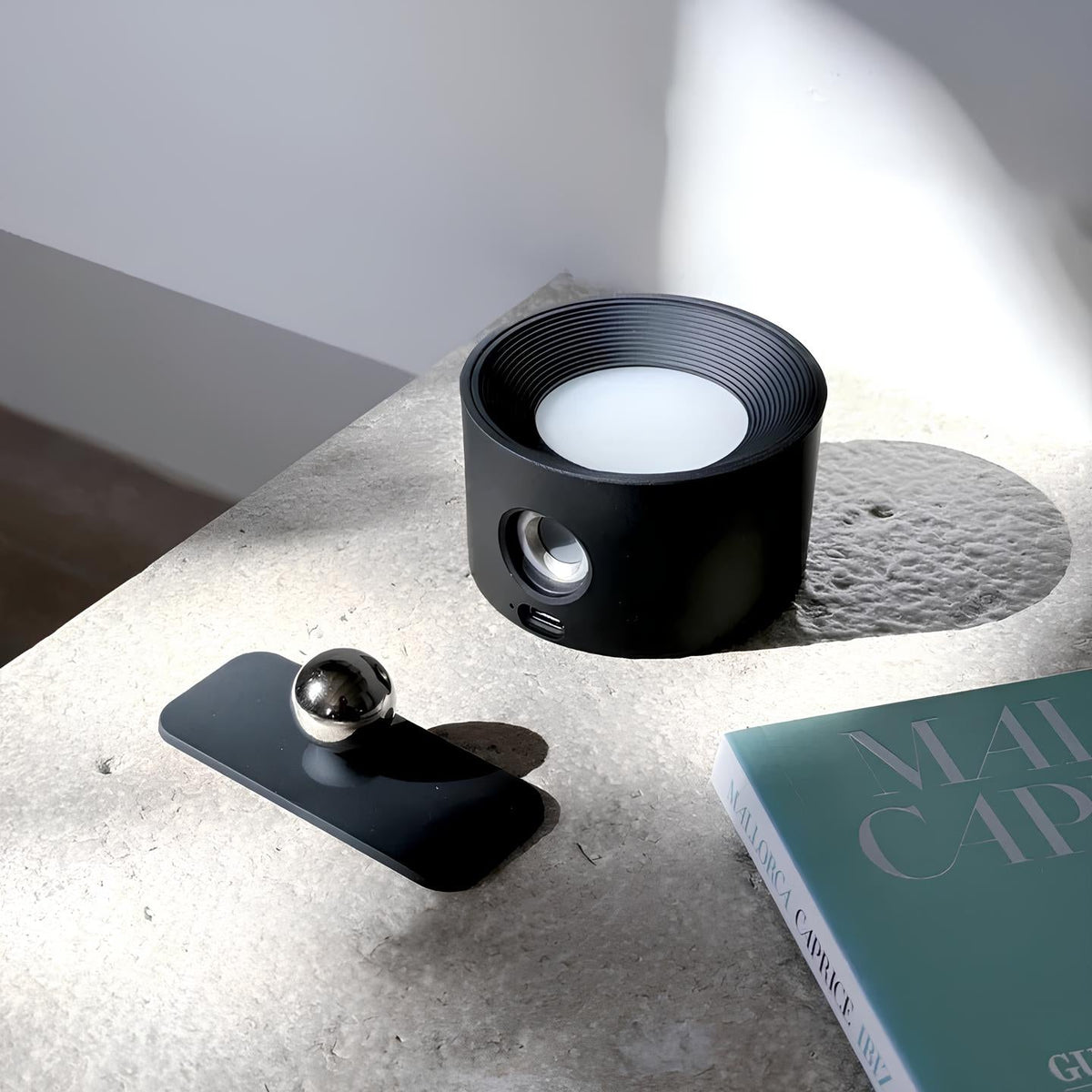 Avtoit | Wireless Rechargeable Wall Lamp - LumoFlex